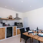 Two-bedroom In Appartamento