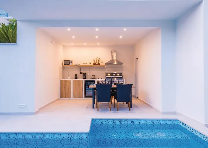 Two-bedroom In アパート *