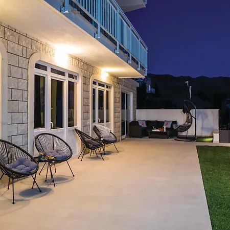 Two-bedroom In Mokosica