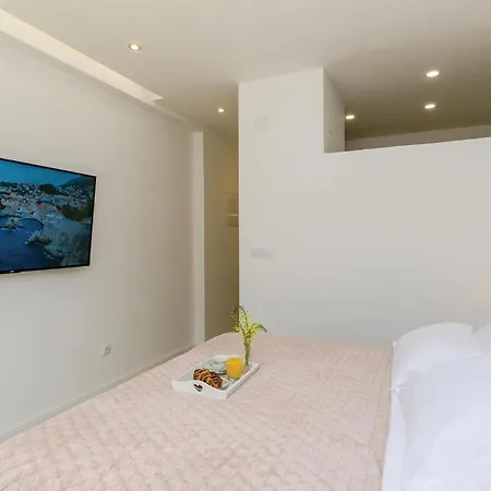 アパート Two-bedroom In Mokošica