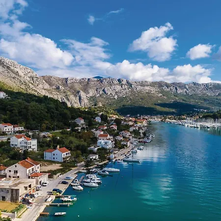 公寓 Two-bedroom In